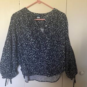 Old Navy - Dark Navy and Light Blue Floral Blouse